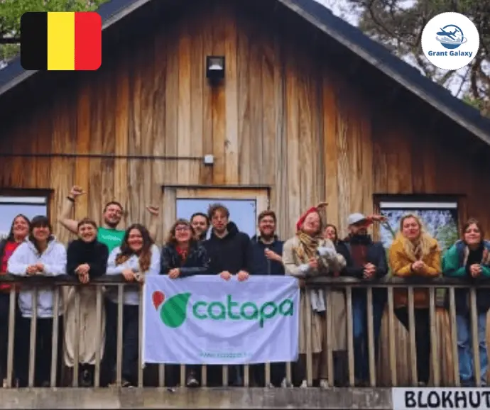 "تطوع في بلجيكا 2025 مع CATAPA: دعم حملات العدالة البيئية، إقامة مشتركة، وراتب شهري. انضم الآن لبناء مستقبل مستدام!"